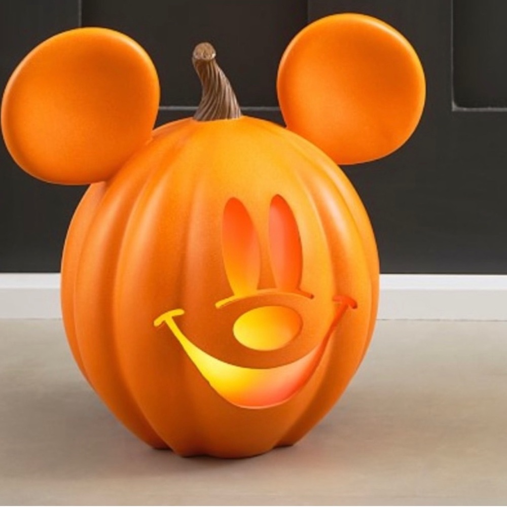 NEW in Box Large 16” DISNEY MICKEY PUMPKIN Pottery Barn Halloween Luminary
